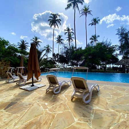 Cast Away Residence كيوينجوا المظهر الخارجي الصورة